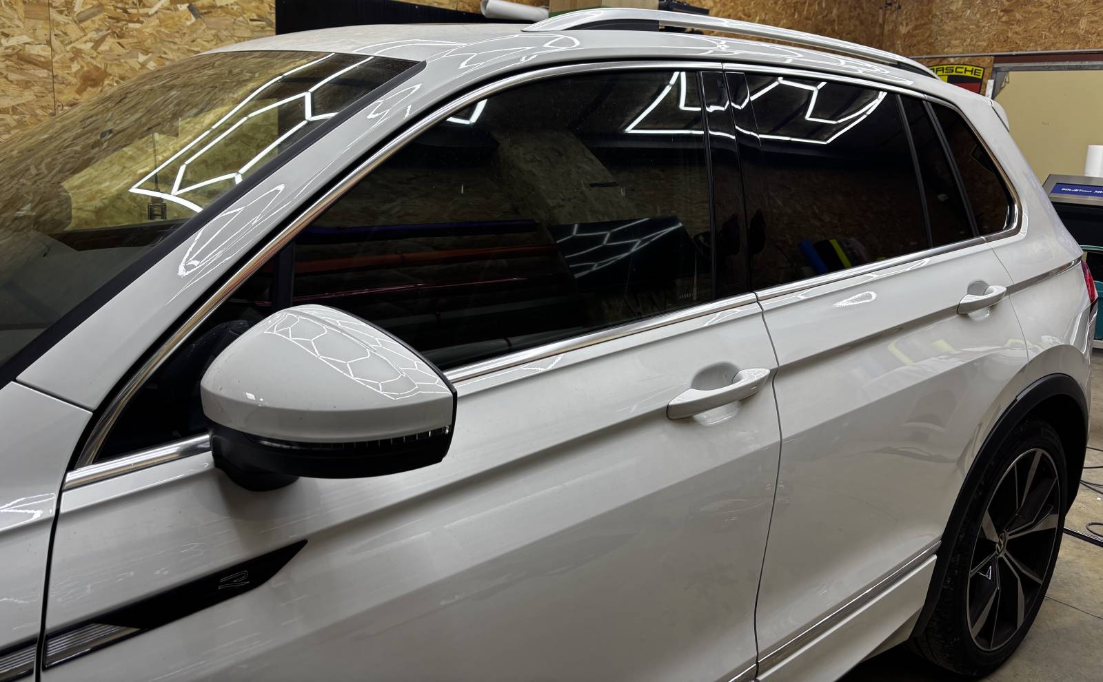 Vitres teintées sur un suv dans le var