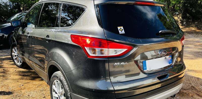 pose complète vitres teintées sur un ford kuga dans le var