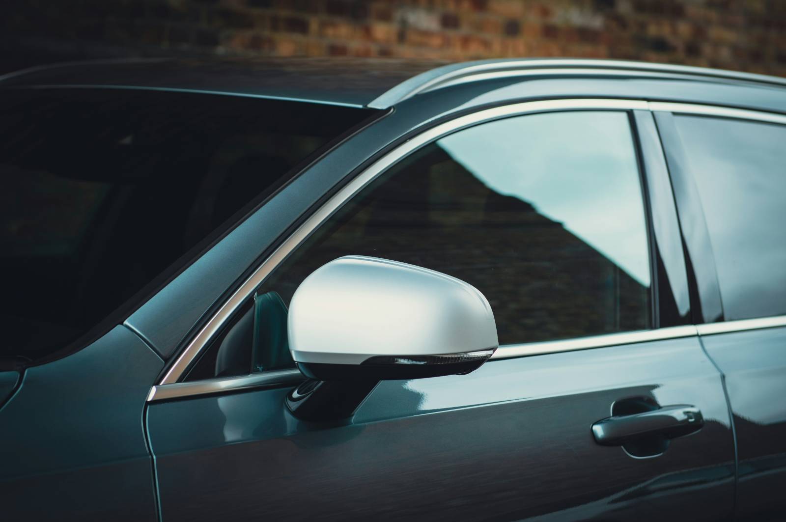 Pose de films solaires automobiles à Brignoles près de Vidauban dans le Var