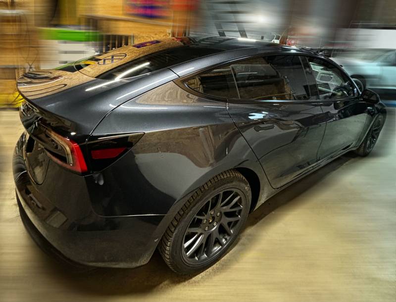 pose de vitres teintées sur tout modèle de véhicule dans le var