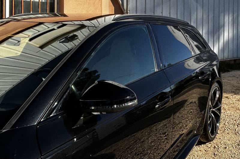 pose de films teintées sur une audi rs4 à brignoles dans le 83