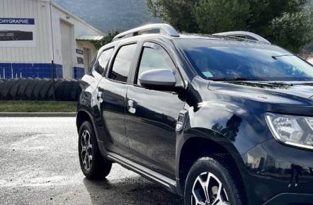 Pose complète film teinté sur un Dacia Duster à Brignoles près de Toulon