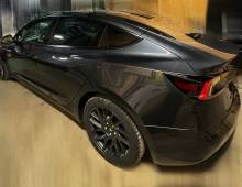 Notre zone d'activité pour ce service Pose de film teinté pour pare-brise avant avec protection contre les rayons solaires et UV à